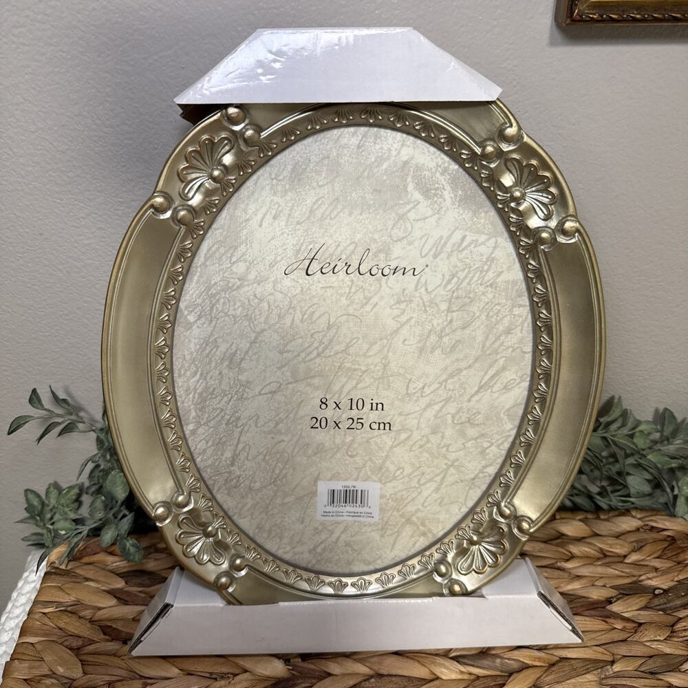 Decorel Heirloom 8x10 Oval Champagne Gold Picture Frame Floral Glass Front NOS